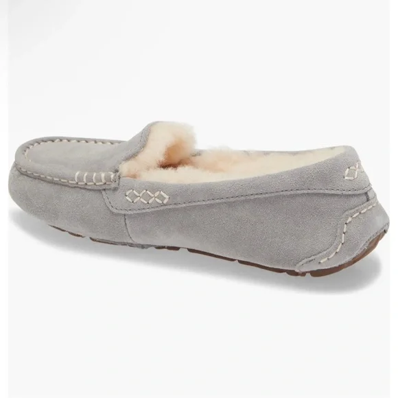 UGG Women’s Ansley Gray Slipper - rubber bottom. Size 11 -RUNS SMALL - Picture 13 of 14